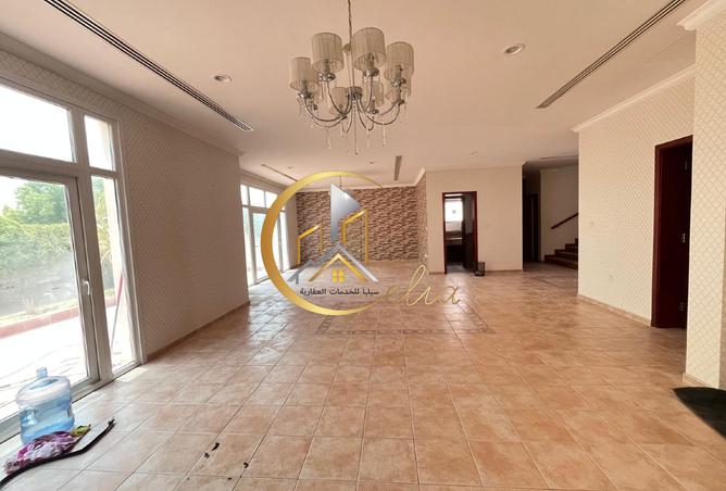 937700 - Property Image 3