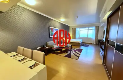 Apartment - Studio - 1 Bathroom for rent in Golden Bay Tower - West Bay - West Bay - Doha