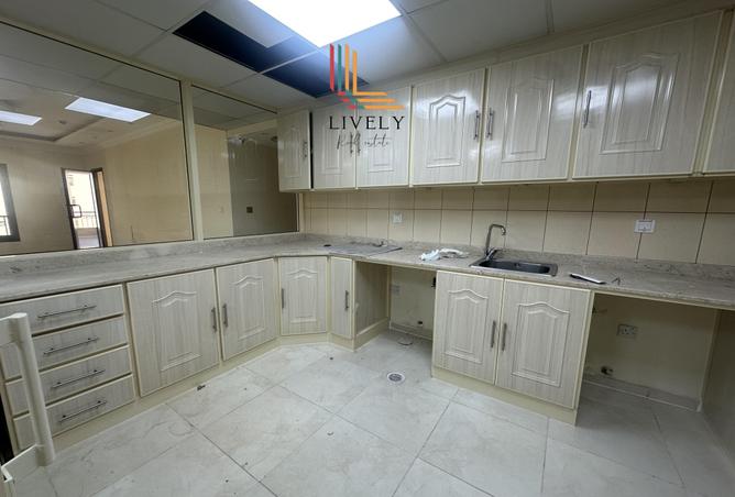 1006485 - Property Image 3