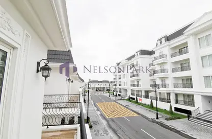 Apartment - 3 Bedrooms - 2 Bathrooms for rent in Les Maisons Blanches - Lusail