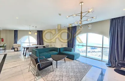 Penthouse - 3 Bedrooms - 4 Bathrooms for rent in Floresta Gardens - Floresta Gardens - The Pearl Island - Doha
