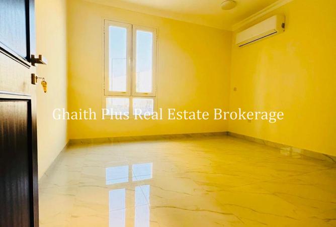 993618 - Property Image 3