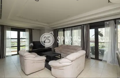 Apartment - 1 Bedroom - 2 Bathrooms for rent in West Porto Drive - Porto Arabia - The Pearl Island - Doha Apartment - 1 Bedroom - 2 Bathrooms for rent in West Porto Drive - Porto Arabia - The Pearl Island - Doha