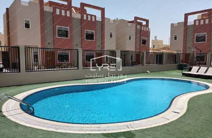 Compound - 5 Bedrooms - 6 Bathrooms for rent in Al Keesa Gate - Al Kheesa - Umm Salal Mohammed