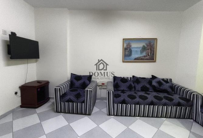 987511 - Property Image 2