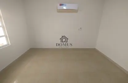 Apartment - 2 Bedrooms - 2 Bathrooms for rent in Al Zubair Bakkar Street - Al Sadd - Doha