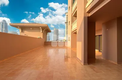 شقة - 2 غرف نوم - 3 حمامات للايجار في 5 تاور - بورتو أرابيا - جزيرة اللؤلؤة - الدوحة