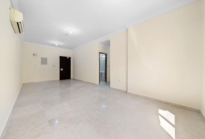 970447 - Property Image 3