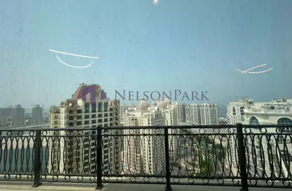 Penthouse - 3 Bedrooms - 5 Bathrooms for rent in Floresta Gardens - Floresta Gardens - The Pearl Island - Doha