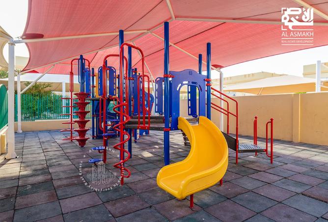 906765 - Property Image 2