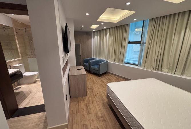 992302 - Property Image 2