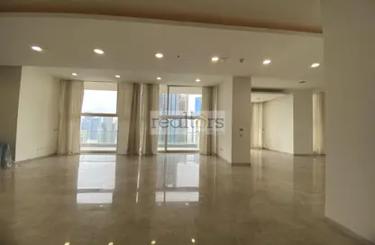 Empty Room image for: Penthouse - 3 Bedrooms - 4 Bathrooms for rent in West Bay Tower - West Bay - West Bay - Doha, Image 1