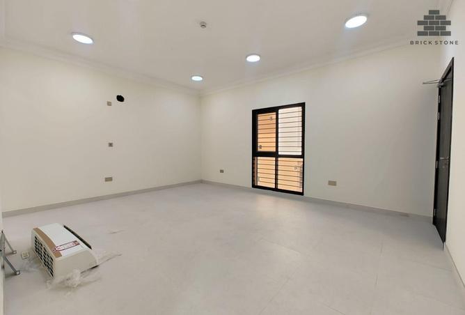 940470 - Property Image 3