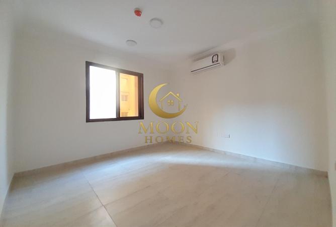 974893 - Property Image 3