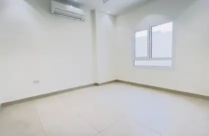 Apartment - 3 Bedrooms - 3 Bathrooms for rent in Al Nasr Street - Al Nasr - Doha