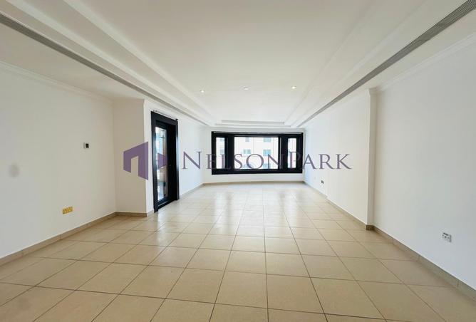 973555 - Property Image 3