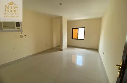 شقة - 2 غرف نوم - 2 حمامات للايجار في مدينة خليفة جنوب - مدينة خليفة - الدوحة