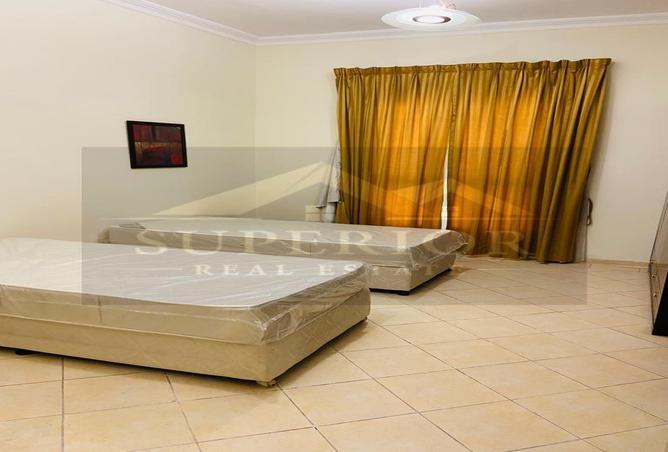 978696 - Property Image 2