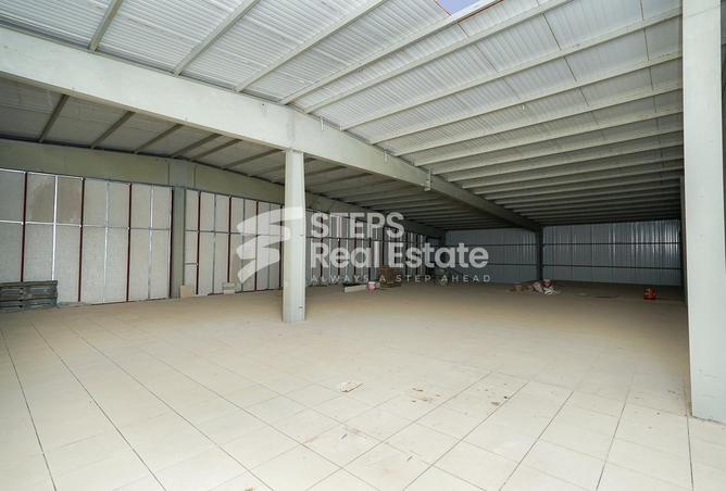 933106 - Property Image 3