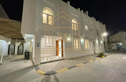 Villa - 5 Bedrooms - 6 Bathrooms for rent in Wadi Al Markh - Muraikh - AlMuraikh - Doha