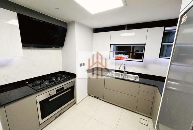 953006 - Property Image 3