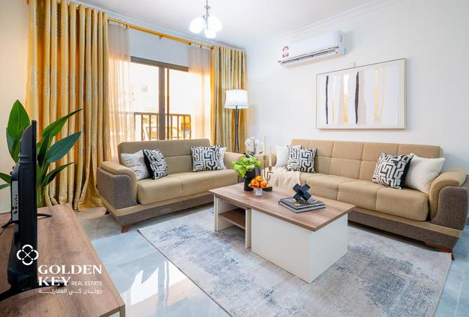 926594 - Property Image 2