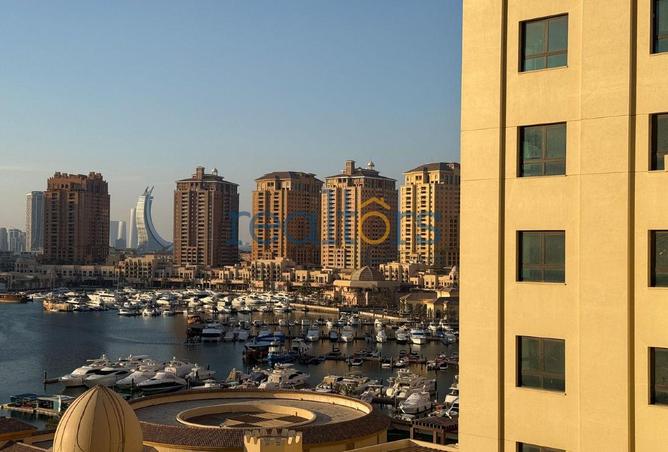 987832 - Property Image 3