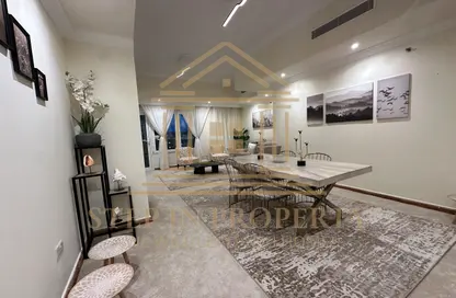 Apartment - 1 Bedroom - 2 Bathrooms for rent in East Porto Drive - Porto Arabia - The Pearl Island - Doha
