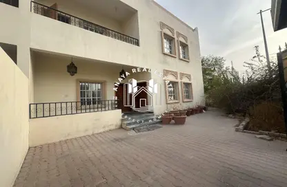 فيلا - 4 غرف نوم - 4 حمامات للايجار في شارع النعيجة - النعيجة - الدوحة