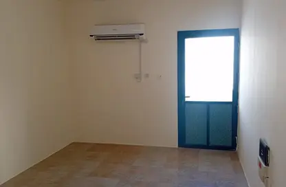 Apartment - 2 Bedrooms - 2 Bathrooms for rent in Hotel 115 - Old Salata - Salata - Doha