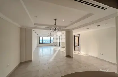Empty Room image for: Apartment - 1 Bedroom - 1 Bathroom for rent in Burj Eleganté - Porto Arabia - The Pearl Island - Doha, Image 1
