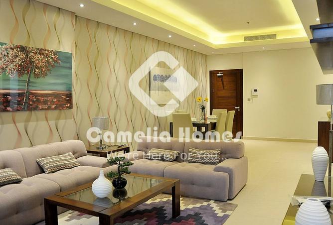 987395 - Property Image 2