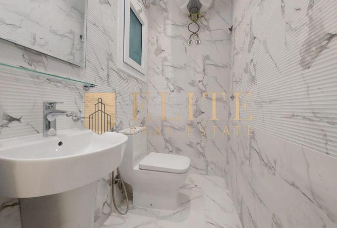 935321 - Property Image 3