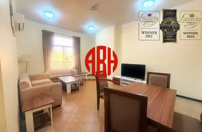 Apartment - 2 Bedrooms - 3 Bathrooms for rent in Banks street - Musheireb - Doha
