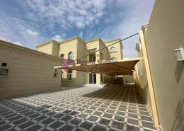 صورةتراس لـ: فيلا - 8 غرف نوم - 8 حمامات للبيع في الريان - الدوحة, صورة 1