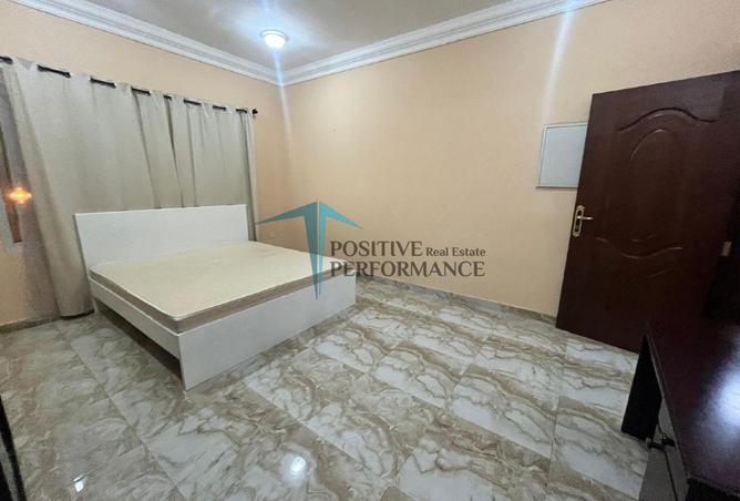 1005894 - Property Image 2