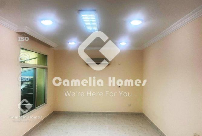 967498 - Property Image 2