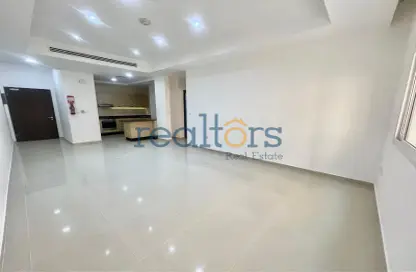 Apartment - 2 Bedrooms - 2 Bathrooms for rent in Al Nasr Street - Al Nasr - Doha