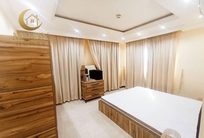 979389 - Property Image 3