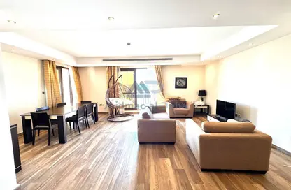 Apartment - 1 Bedroom - 1 Bathroom for rent in Boulevard View - Yasmeen City - Lusail