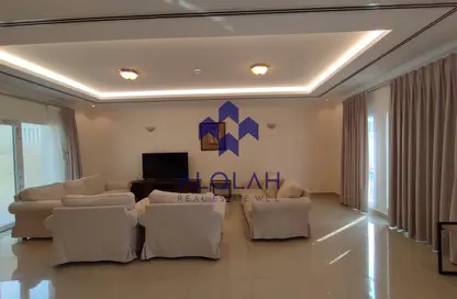 فيلا - 3 غرف نوم - 3 حمامات للايجار في مريخ - المريخ - الدوحة