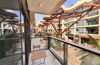 Apartment - 1 Bedroom - 2 Bathrooms for rent in Gewan Island - The Pearl Island - Doha