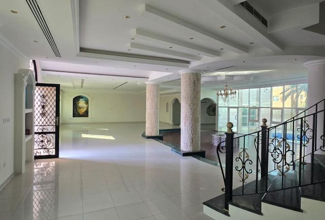 1003716 - Property Image 2