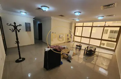 Apartment - 3 Bedrooms - 3 Bathrooms for rent in Al Sadd Road - Al Sadd - Doha