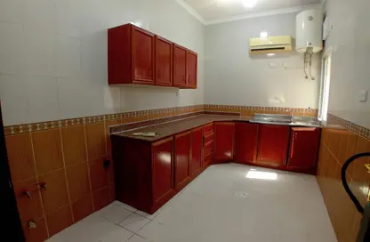 Apartment - 2 Bedrooms - 2 Bathrooms for rent in Al Muntazah Street - Al Muntazah - Doha