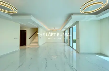 Villa - 6 Bedrooms - 7 Bathrooms for rent in Floresta Gardens - Floresta Gardens - The Pearl Island - Doha