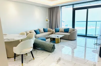 شقة - غرفة نوم - 2 حمامات للايجار في مرتفعات مارينا لوسيل - منطقة المارينا - الوسيل