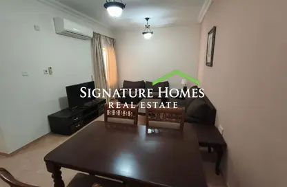 Apartment - 2 Bedrooms - 2 Bathrooms for rent in Umm Al Seneem Street - Ain Khaled - Doha Apartment - 2 Bedrooms - 2 Bathrooms for rent in Umm Al Seneem Street - Ain Khaled - Doha