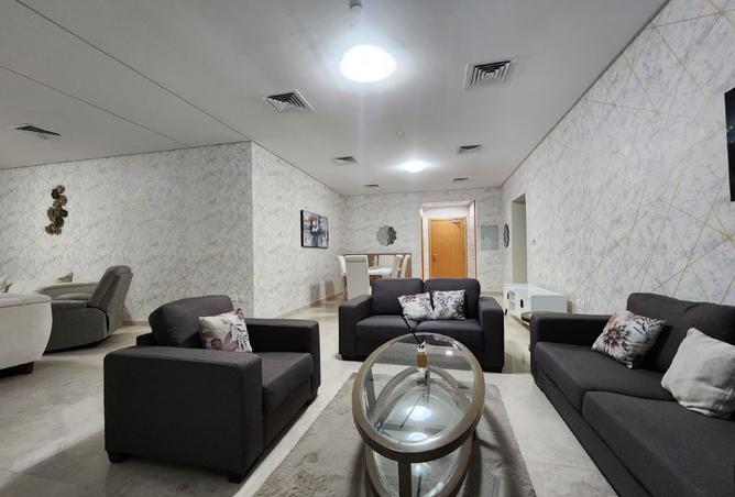 985672 - Property Image 3