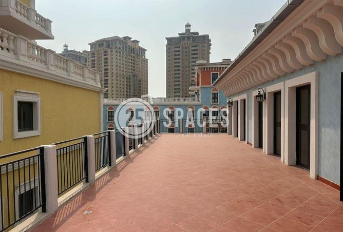 967048 - صورة العقار 3